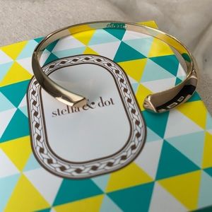 Stella & Dot Open Wave Cuff Bronze